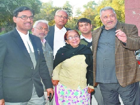 veena aryas bail